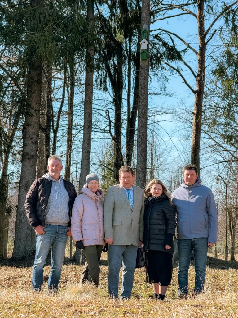 Latvija stārķu zeme.